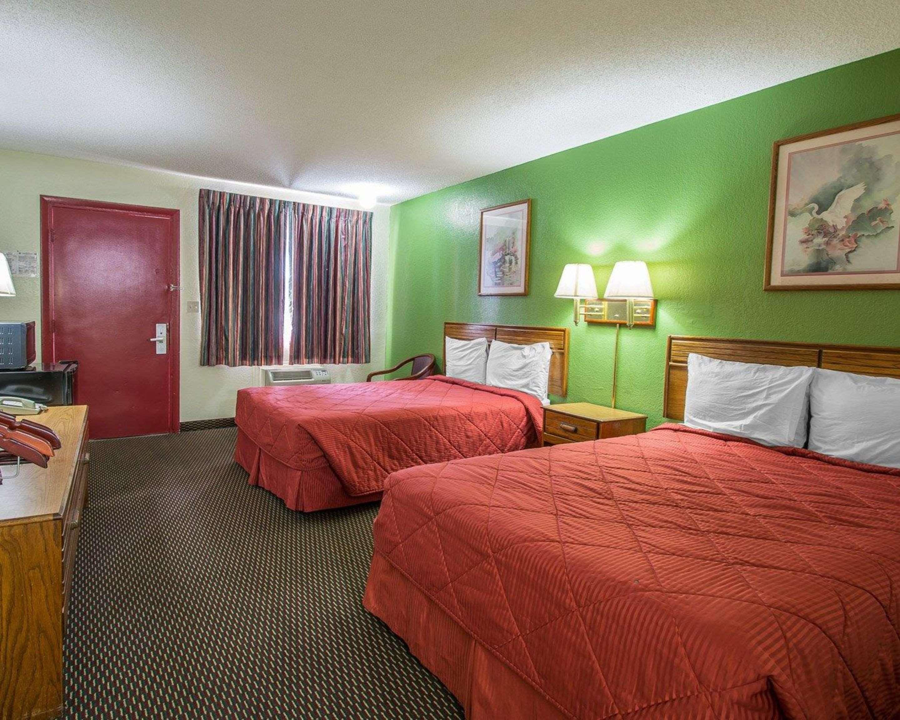 Rodeway Inn Fort Pierce I-95 Ngoại thất bức ảnh