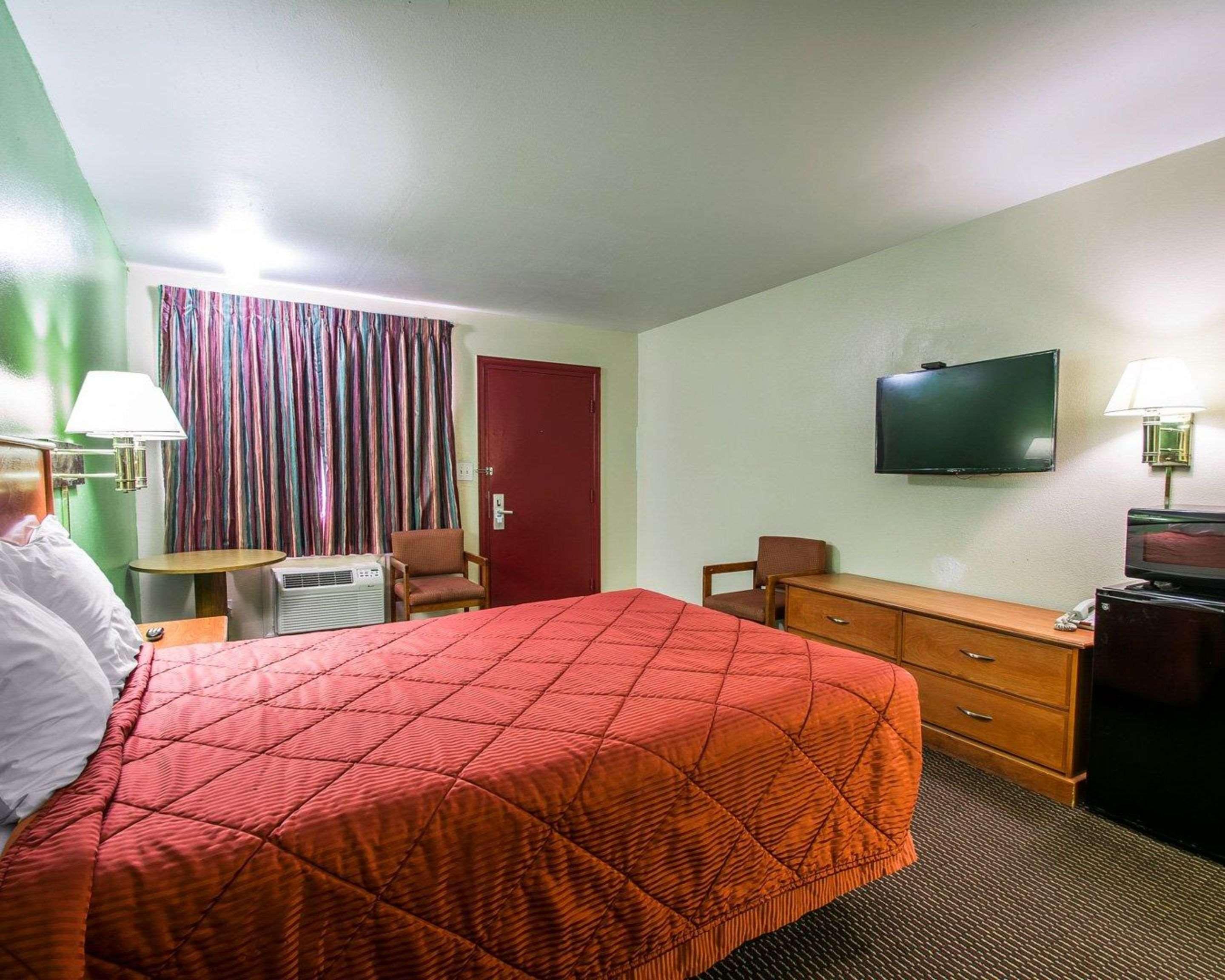 Rodeway Inn Fort Pierce I-95 Ngoại thất bức ảnh
