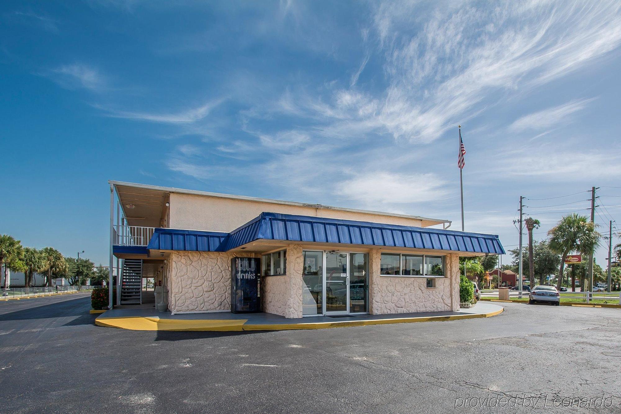 Rodeway Inn Fort Pierce I-95 Ngoại thất bức ảnh