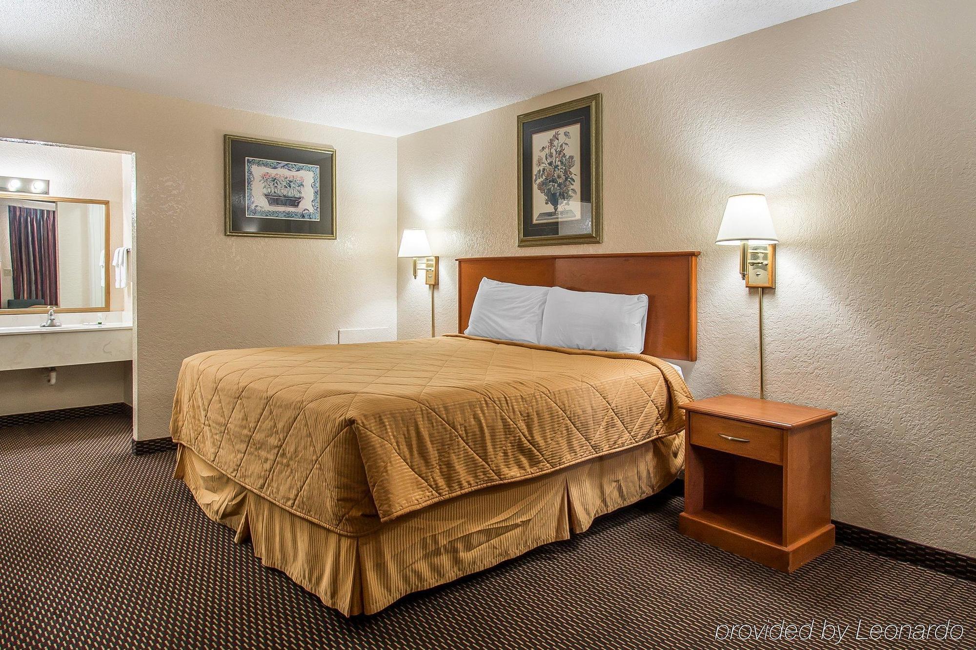 Rodeway Inn Fort Pierce I-95 Ngoại thất bức ảnh