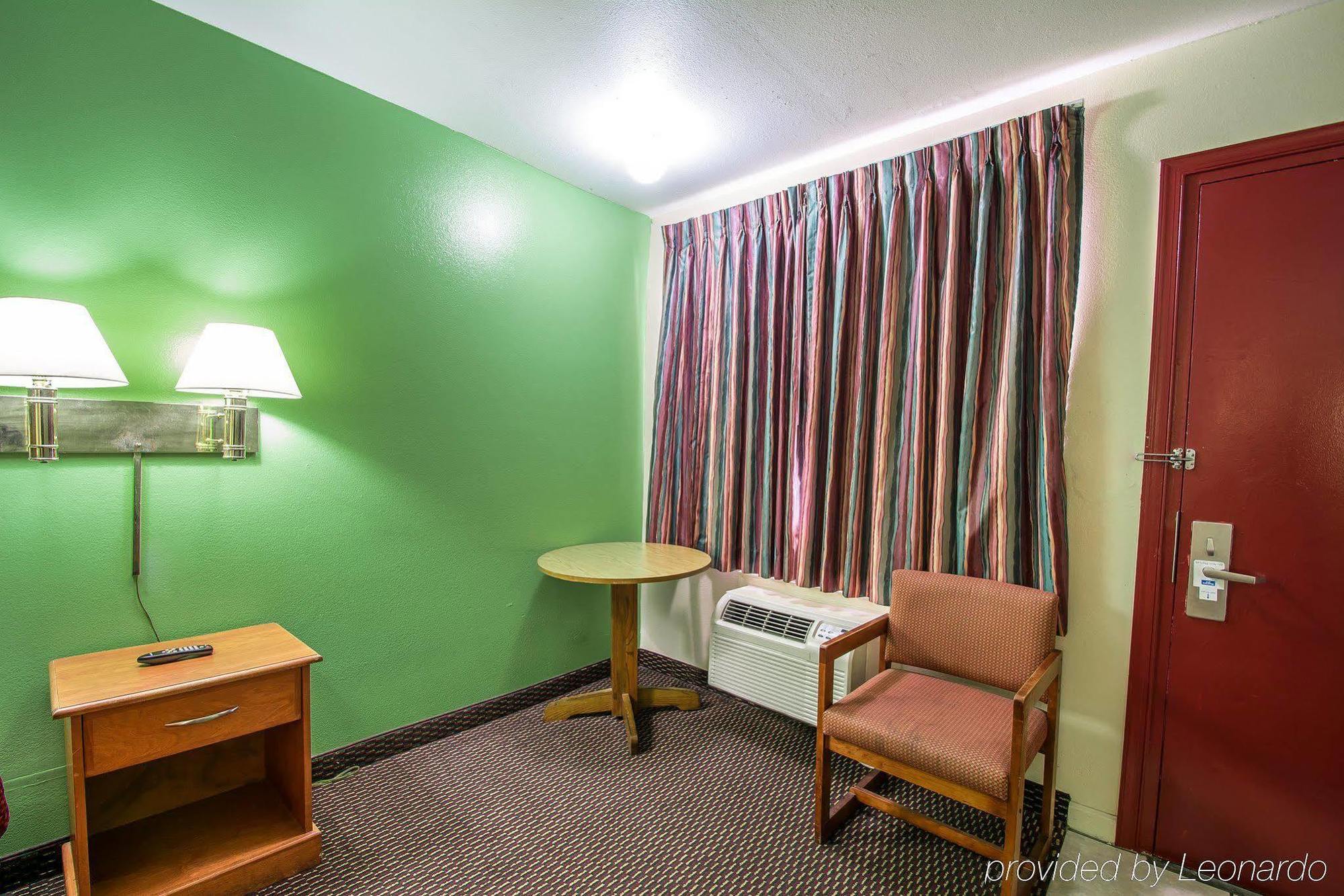 Rodeway Inn Fort Pierce I-95 Ngoại thất bức ảnh