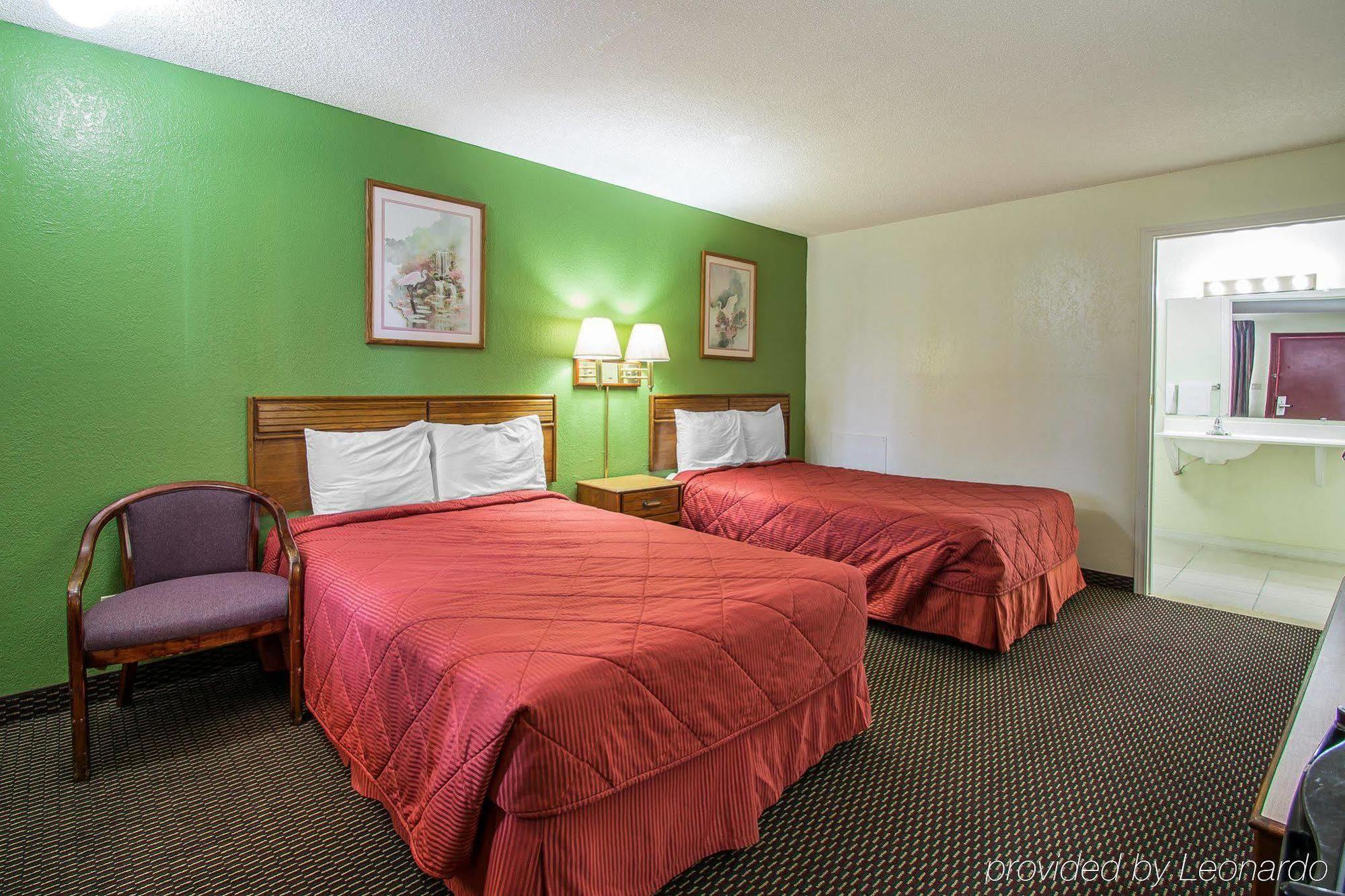Rodeway Inn Fort Pierce I-95 Ngoại thất bức ảnh
